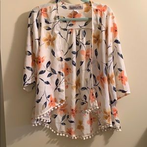 Sunny +74 Degrees Kimono